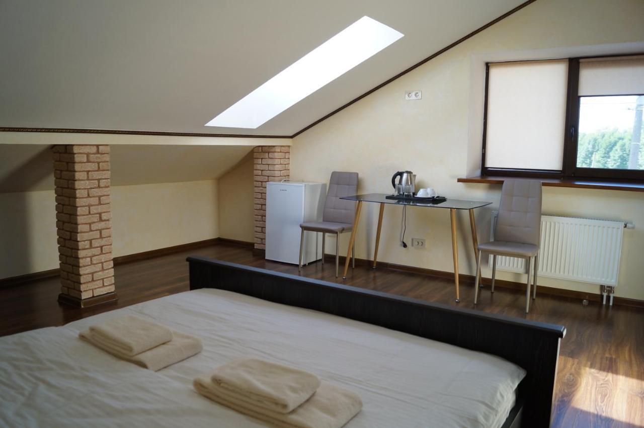 Rosinka Motel Ukrainka Ngoại thất bức ảnh